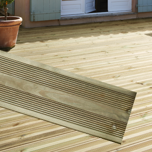 Lame de Terrasse 27x145x4200 Pin du nord traité vert CL.4 Certifié PEFC - Vendu / paquet de 4 lames = 2,436m² GR