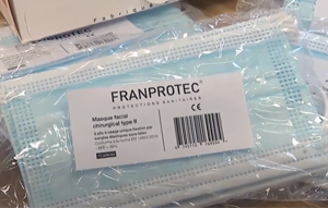 Lot de 10 masques chirurgicaux jetables FRANPROTEC
