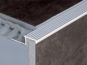 Nez de marche alu strié 11mmx250cm