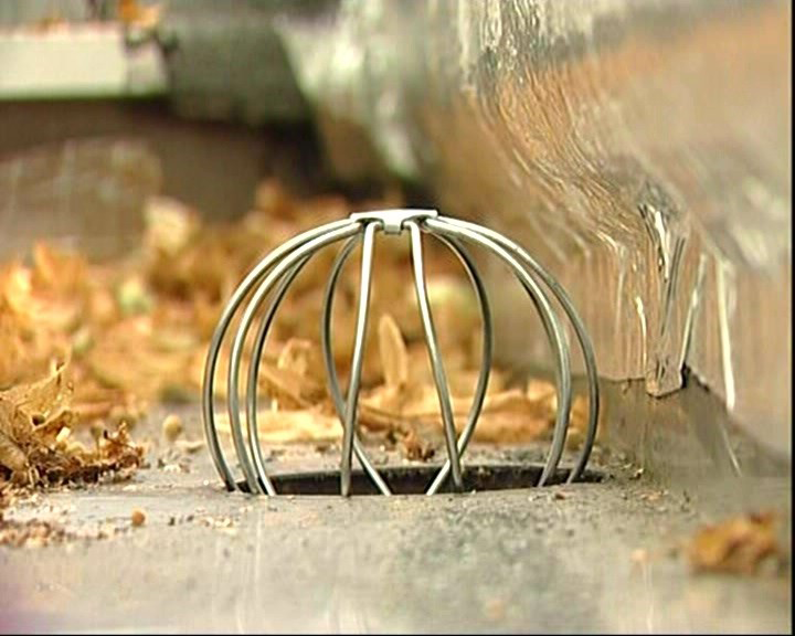 Crapaudine métal Ø80-100mm - Zoom2