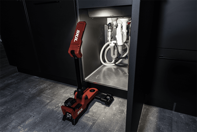 Lampe LED sur pied téléscopique 20V SKIL - Zoom2