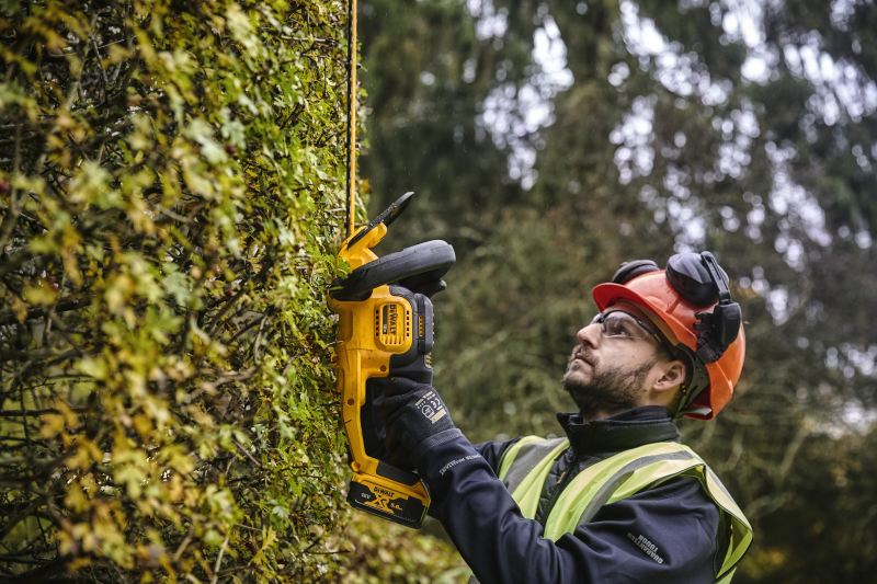 Taille-haies XR 18V coupe 55cm corps nu Sans batterie ni chargeur DCMHT563N-XJ - Zoom3